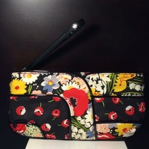 Vera Bradley Jazzy Clutch in Poppy Fields